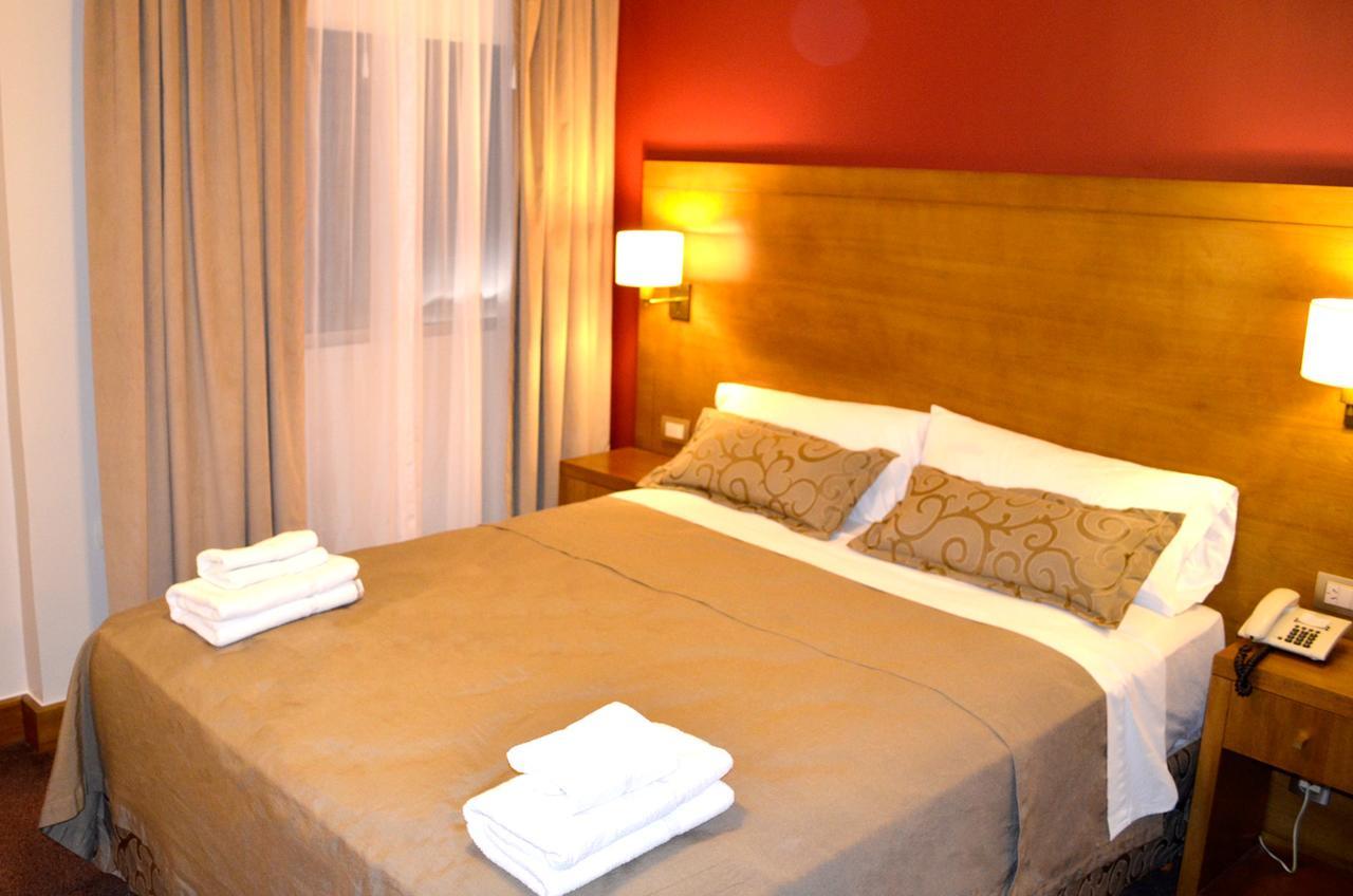 Hotel Coventry Santiago del Estero Buitenkant foto
